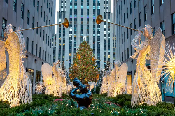 Christmas Shopping New York Impression 8